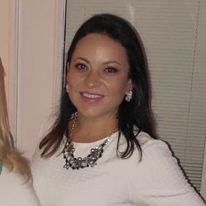 Meet your Posher, Pamela